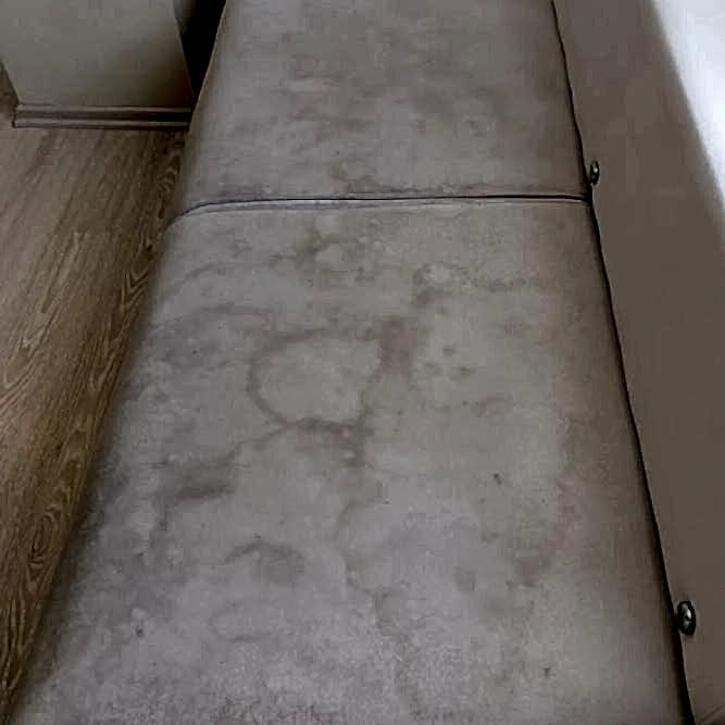 BAYRAKTAR KOLTUK YIKAMA HAKKINDA